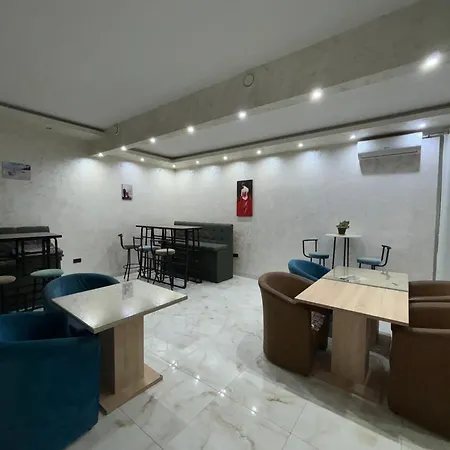 汽车旅馆 Motel Gas *